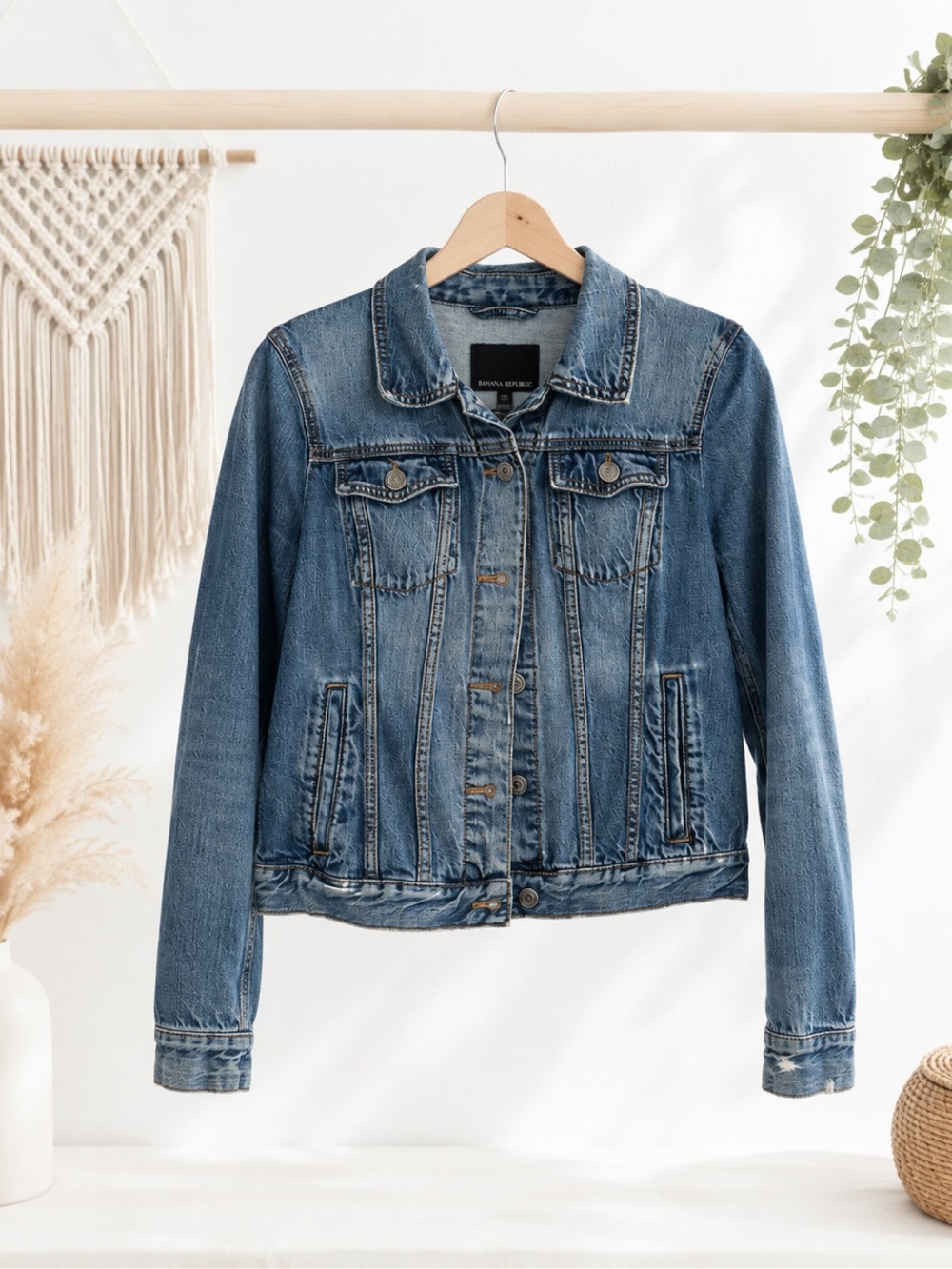 Banana Republic Medium Blue Denim Jacket Size Small Everyday Jacket